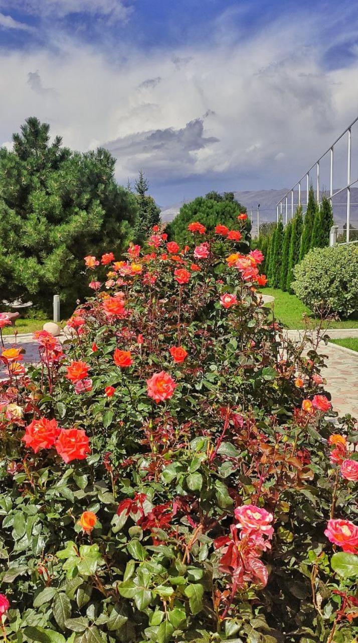 Chebak Ranch Hotel Tamchy Kültér fotó